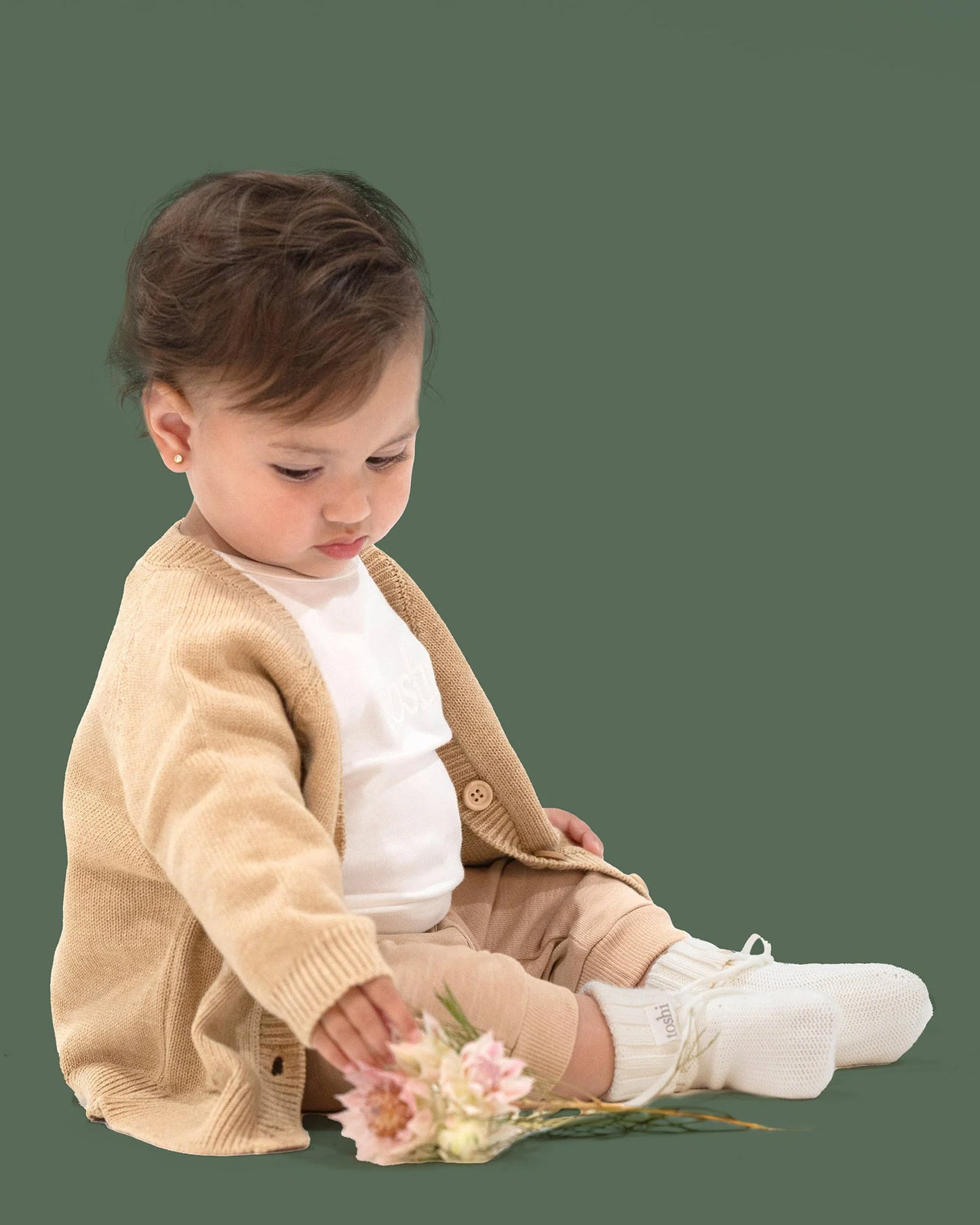 Toshi Organic Cardigan Remy Driftwood | Sweaters & Knitwear | Bon Bon Tresor
