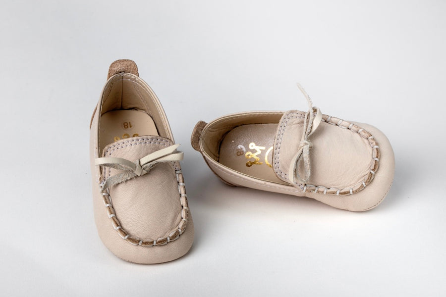 Kiddie Couture Bowie Moccasins Ivory | Moccasins & Loafers | Bon Bon Tresor