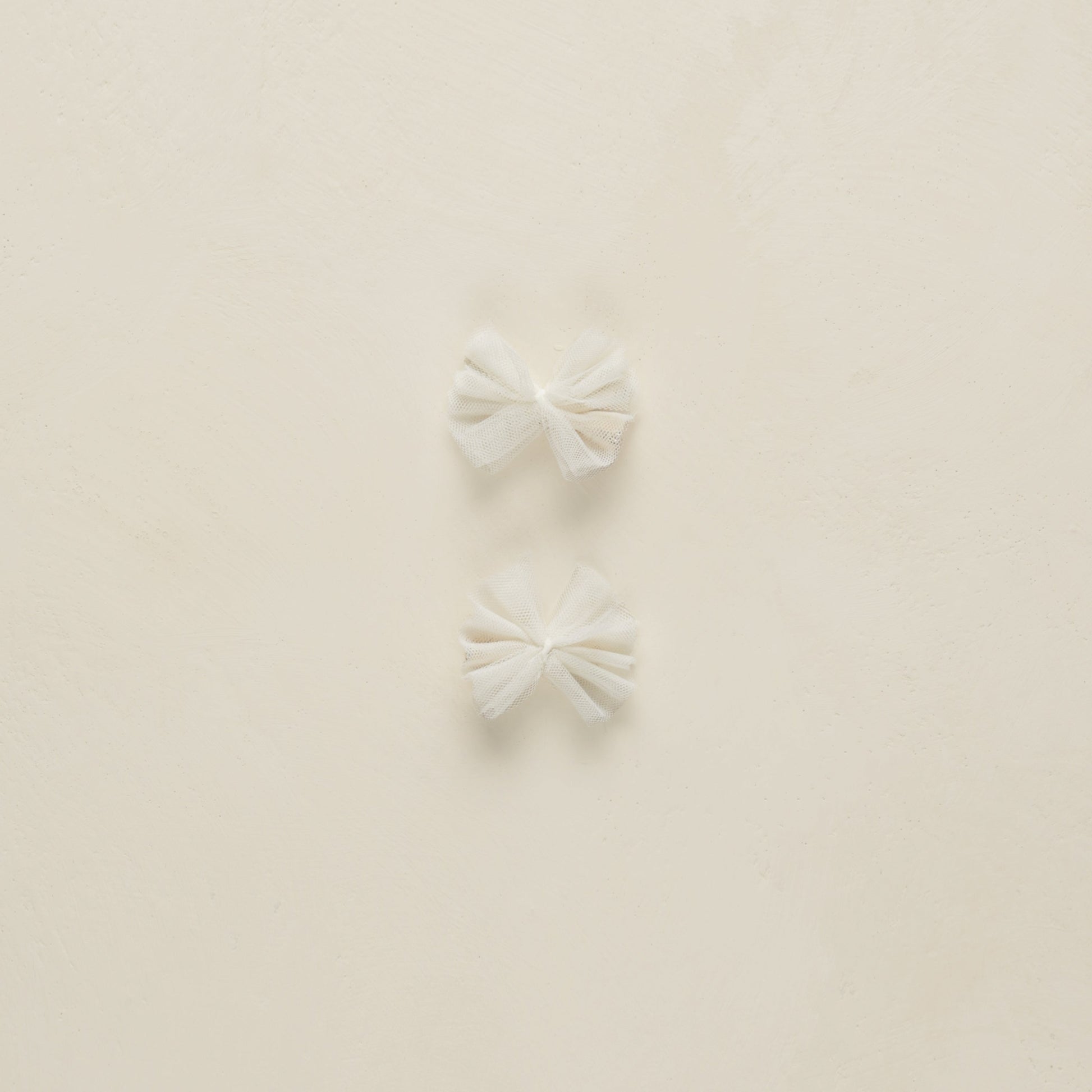Noralee Flutter Tulle Clip - Ivory | Hair Accessories | Bon Bon Tresor