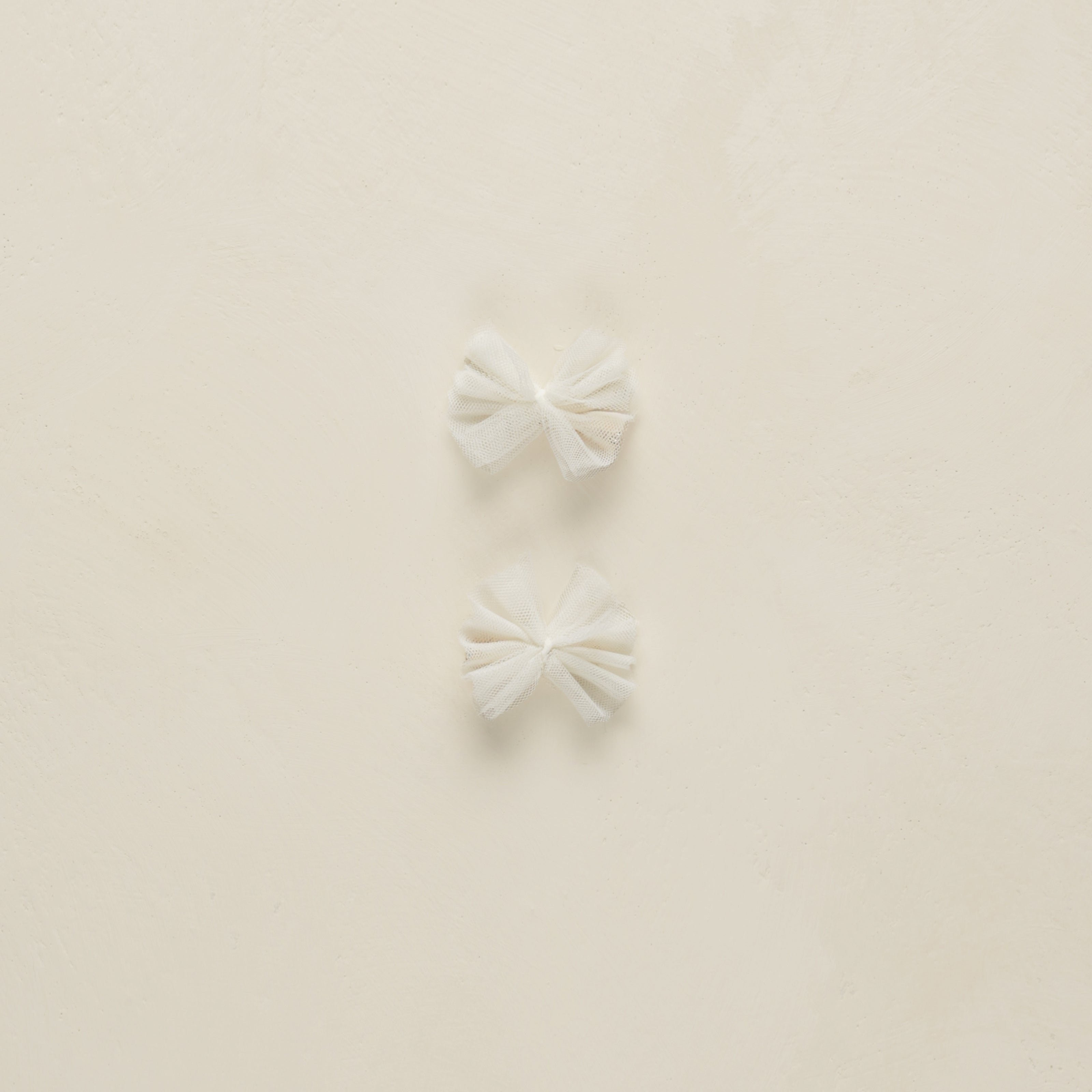 Noralee Flutter Tulle Clip - Ivory | Hair Accessories | Bon Bon Tresor