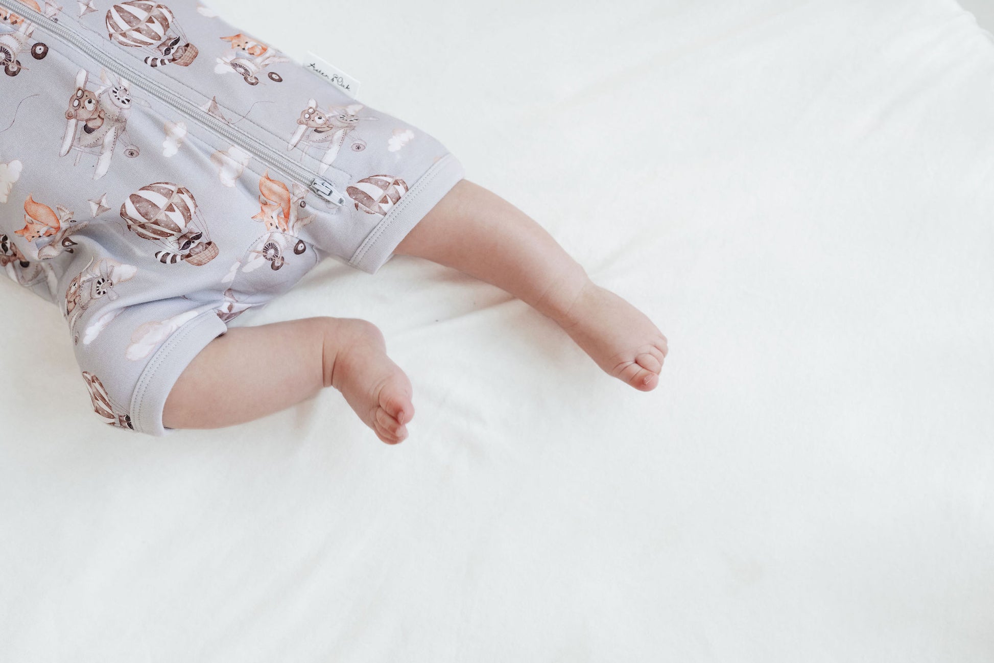 Aster and Oak Baby Boys Flying Friends Zip Romper | Rompers & Playsuits | Bon Bon Tresor