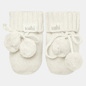 Toshi Organic Booties Marley Pebble | Booties & Mittens | Bon Bon Tresor