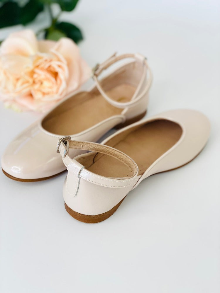 Chloe & Jule Prima Ballerina Patent Metallic Pearl | Dress Shoes | Bon Bon Tresor