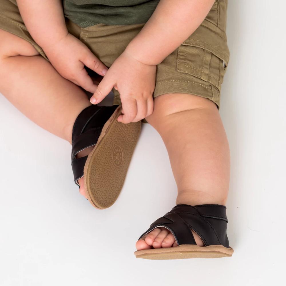 Pretty Brave Cross-Over Sandal Castle Black | Sandals | Bon Bon Tresor