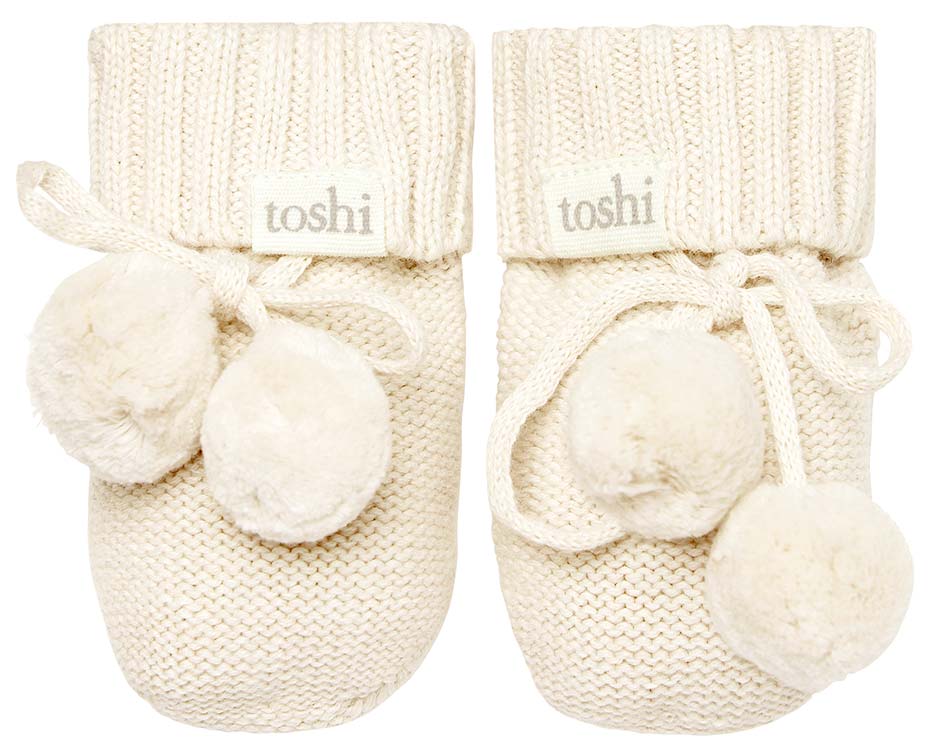 Toshi Organic Booties Marley Cream | Booties & Mittens | Bon Bon Tresor