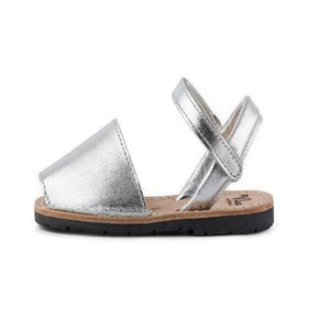 Vila Australia Metallic Silver Leather Sandal | Dress Shoes | Bon Bon Tresor